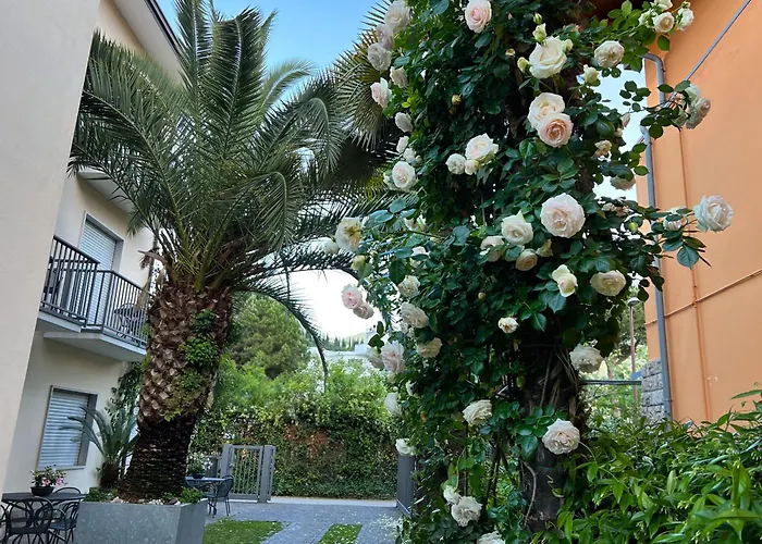 Villa Phoenix - Lake Apartments Riva del Garda